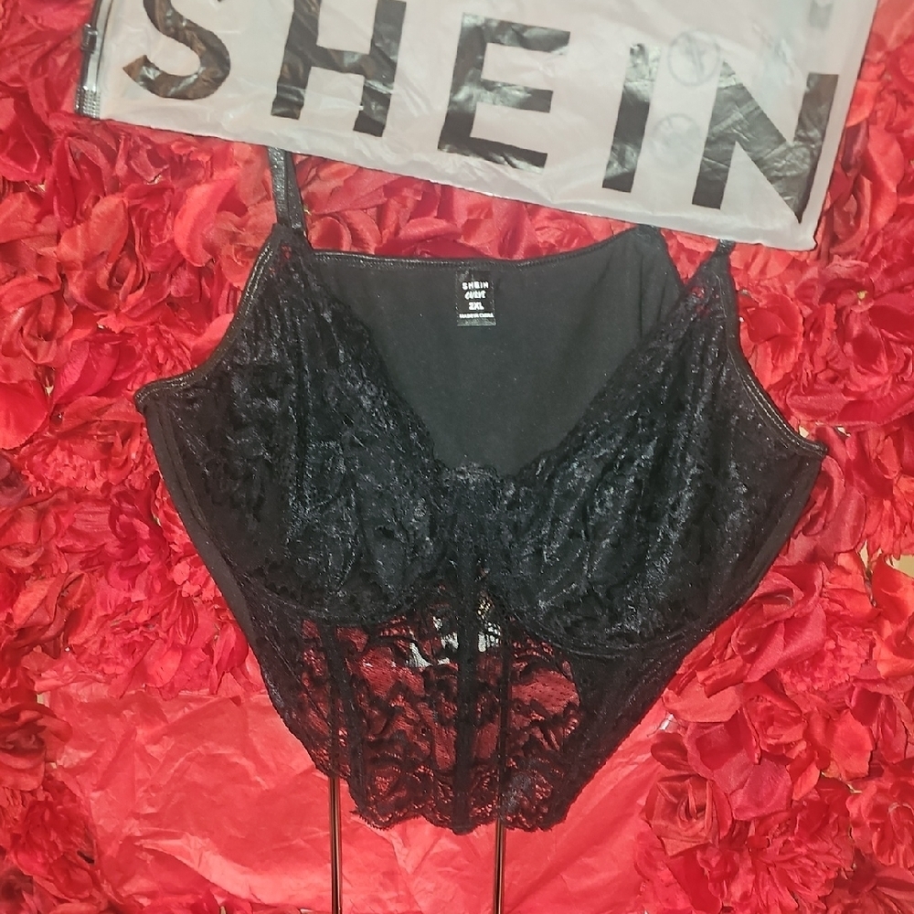 SHEIN NWT Black Lace Corset Top Size 2X